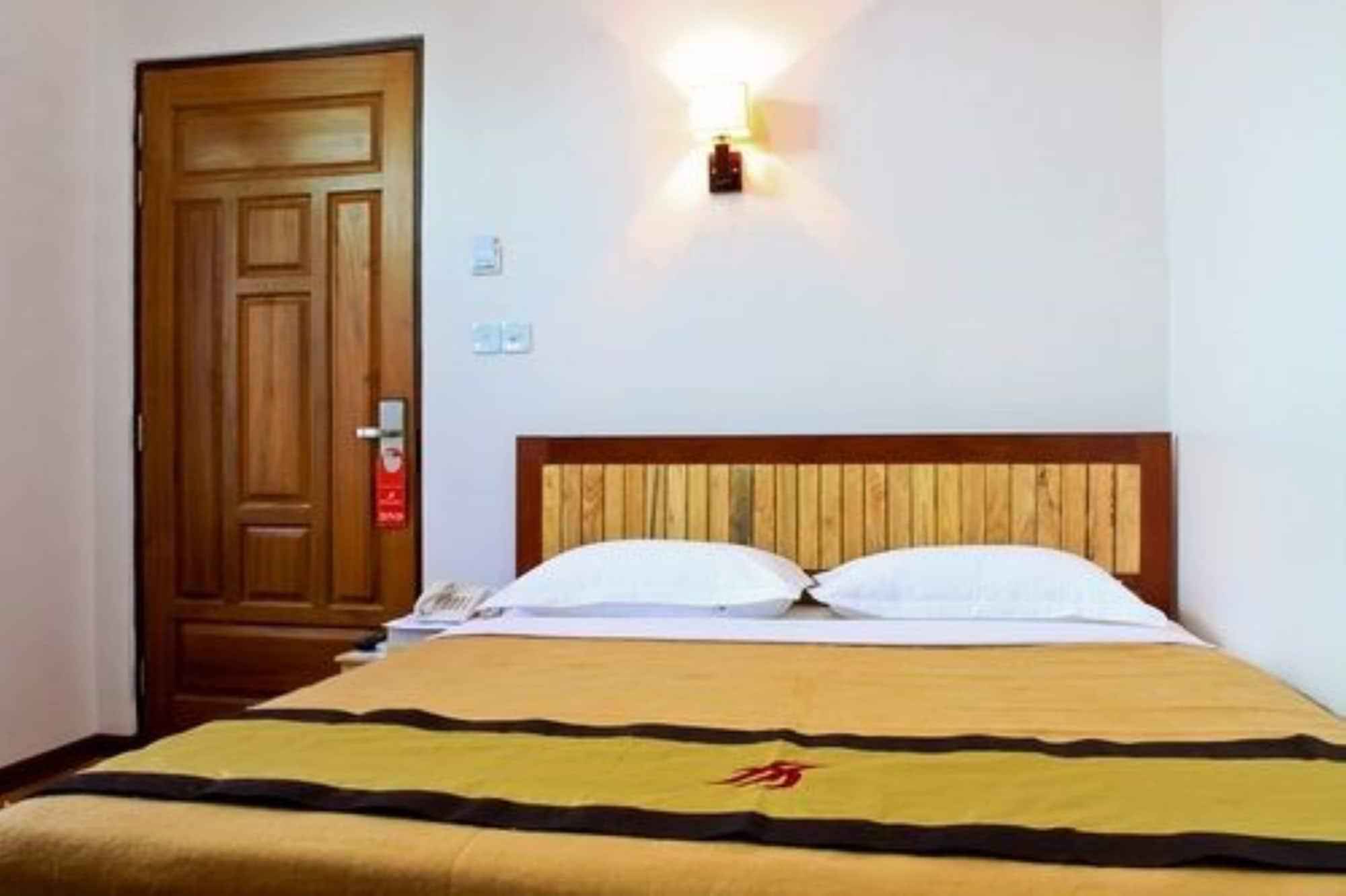Hotel 7 Mile Rangum Exterior foto