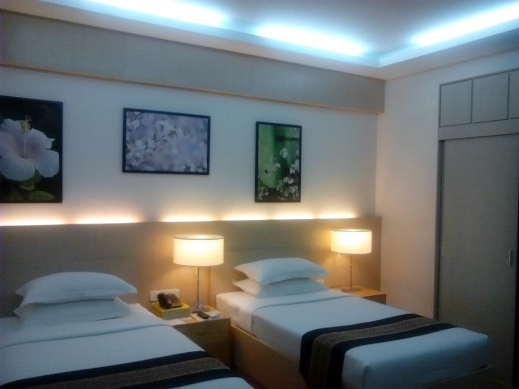 Hotel 7 Mile Rangum Exterior foto